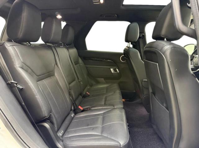  LAND ROVER DISCOVERY 2017 Белы
