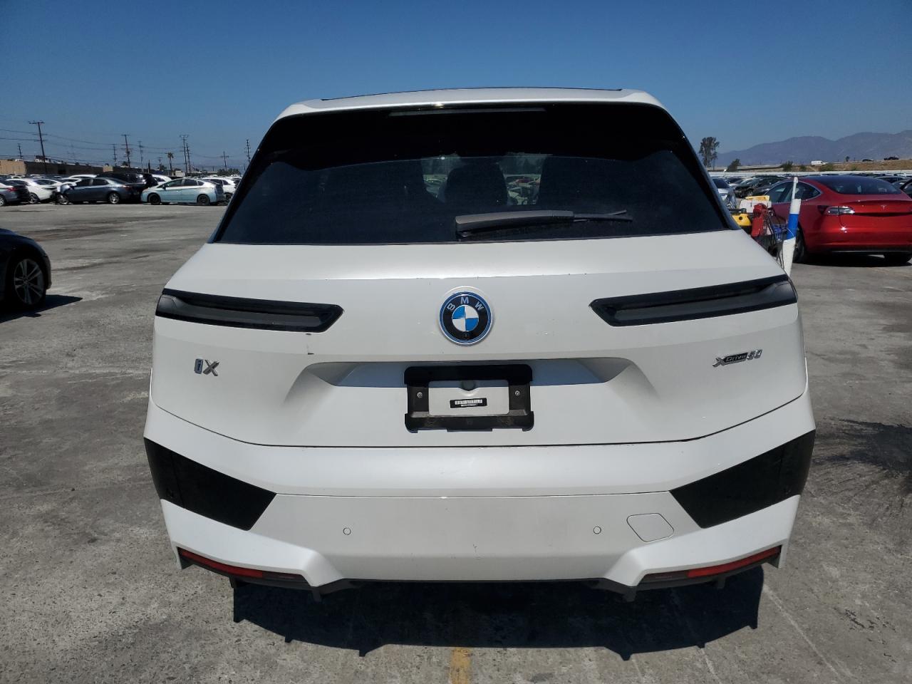 2023 BMW Ix xDrive50 VIN: WB523CF02PCM57812 Lot: 82120795