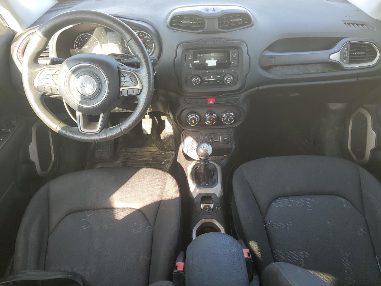 2015 Jeep Renegade Sport VIN: ZACCJAAH0FPB73312 Lot: 84382615