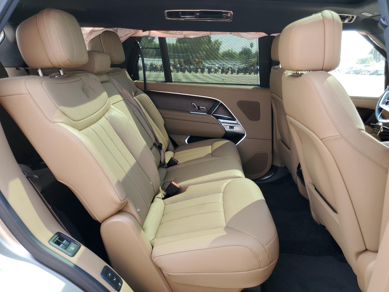 2024 Land Rover Defender 110 X VIN: SALEXEEU3R2256668 Lot: 80311055