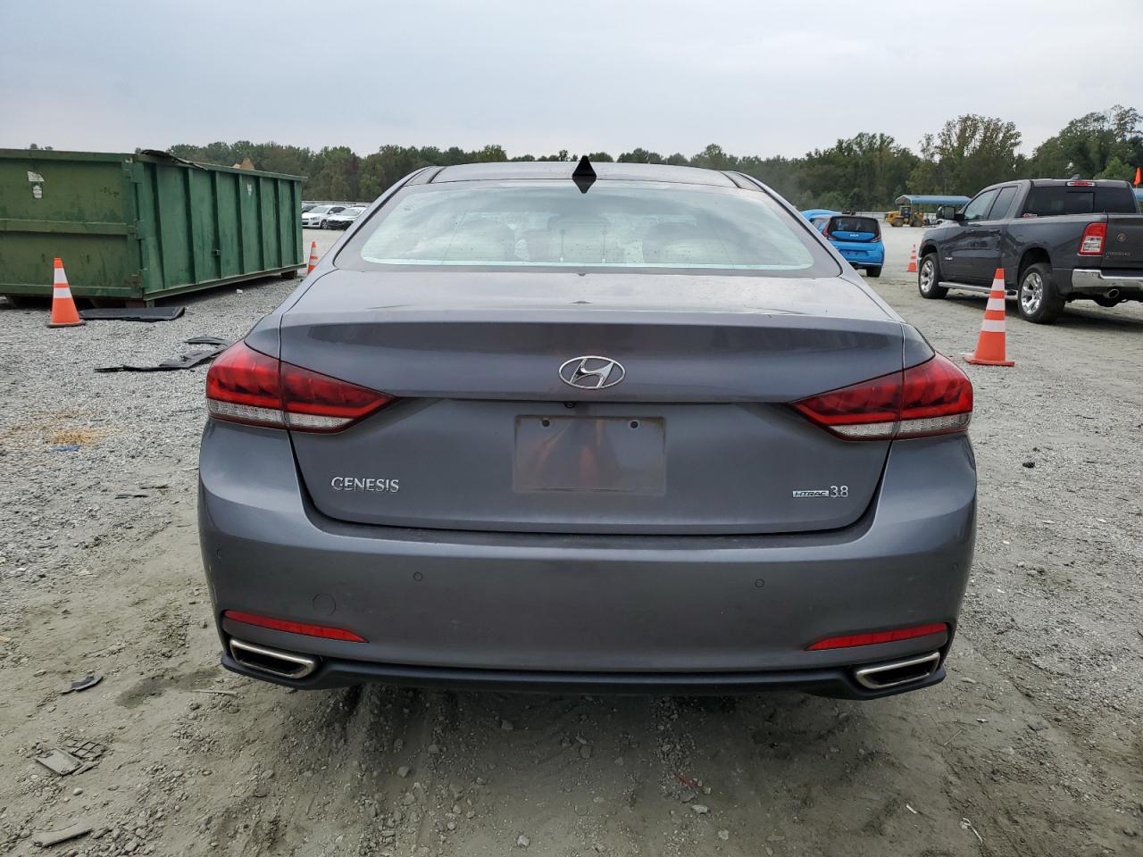 2015 Hyundai Genesis 3.8L VIN: KMHGN4JE9FU048319 Lot: 80263375