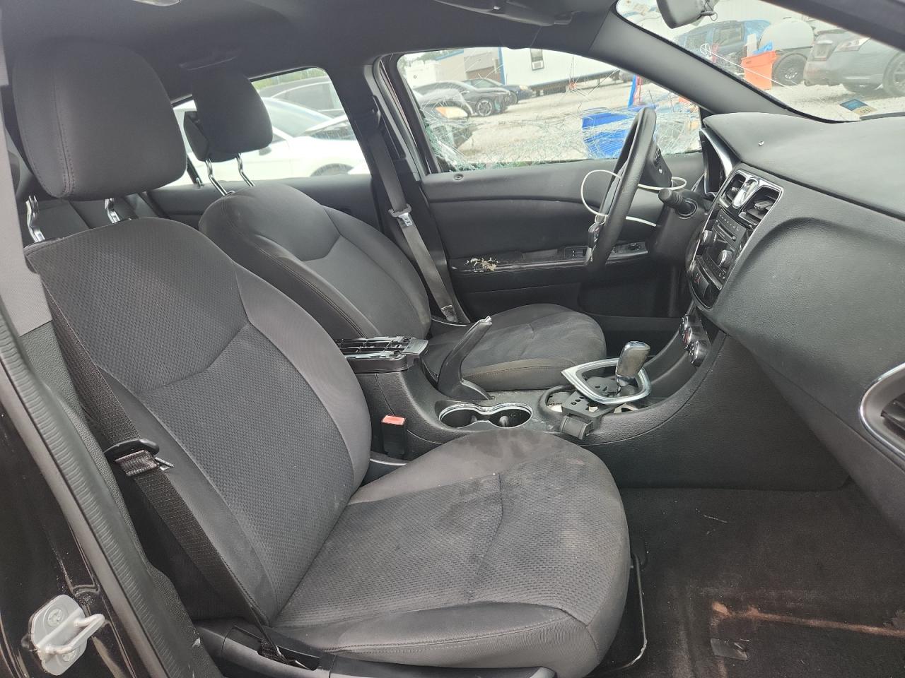 2014 Chrysler 200 Lx VIN: 1C3CCBAB4EN143175 Lot: 84465975