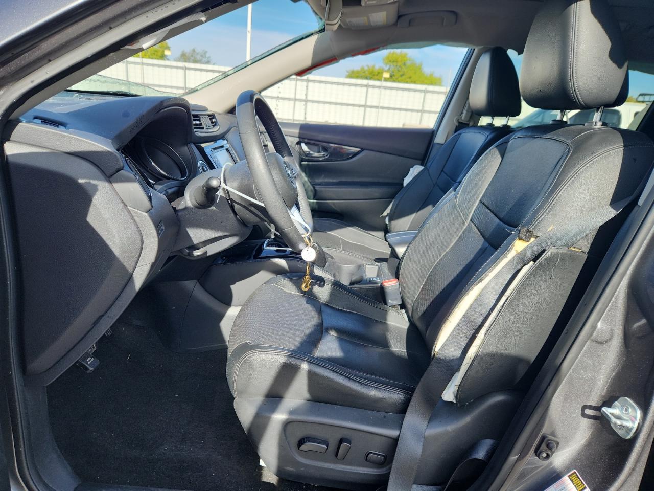 2017 Nissan Rogue Sv VIN: 5N1AT2MV8HC749132 Lot: 84403795