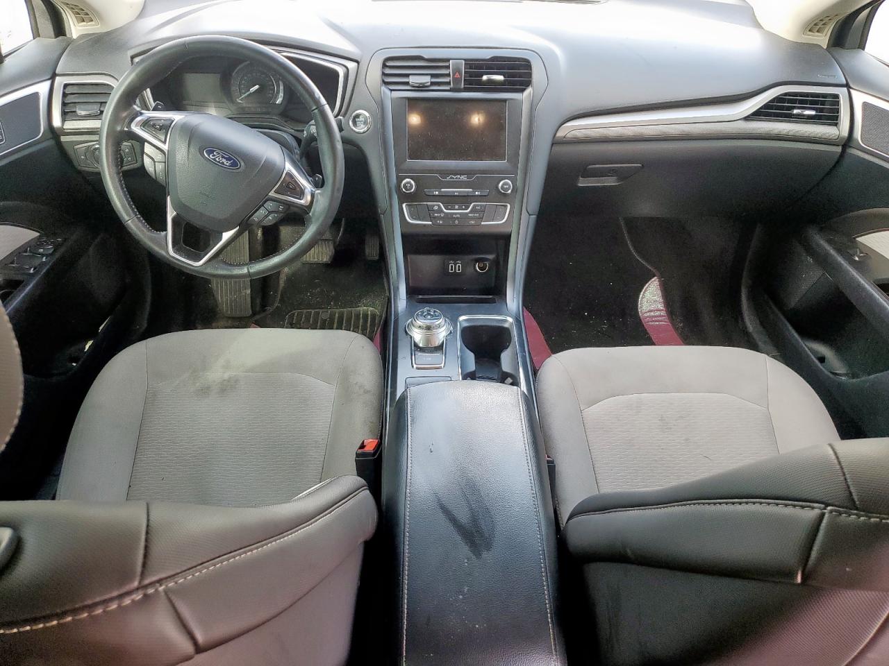 2019 Ford Fusion Se VIN: 3FA6P0HDXKR111967 Lot: 83976705