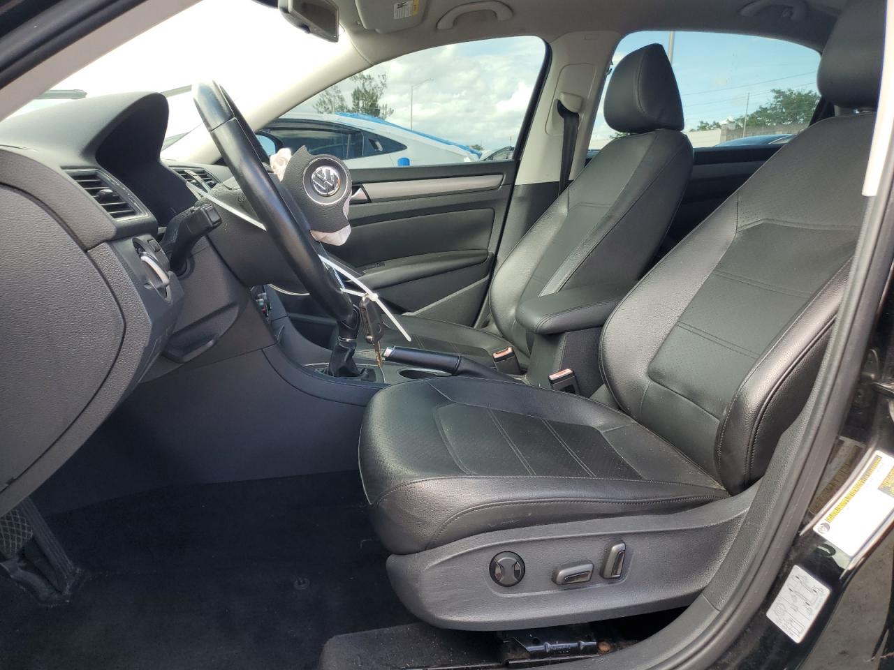 2014 Volkswagen Passat Se VIN: 1VWBN7A39EC109877 Lot: 83991095