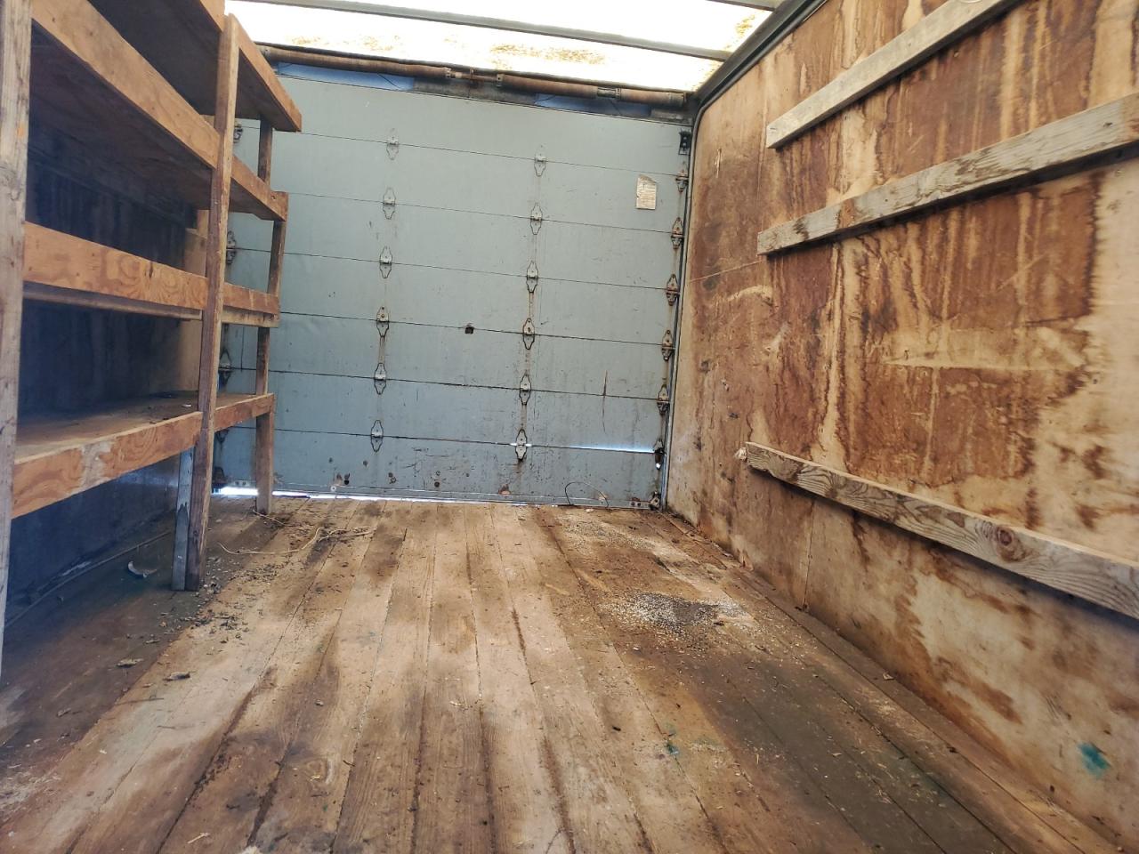 2001 Chevrolet Express Cutaway G3500 VIN: 1GBJG31R511121444 Lot: 82085395