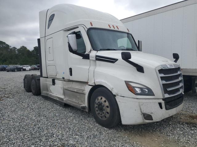 2020 Freightliner Cascadia 1 Semi Truck