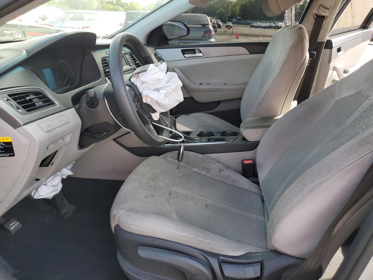 2015 Hyundai Sonata Se VIN: 5NPE24AF5FH088646 Lot: 82125955