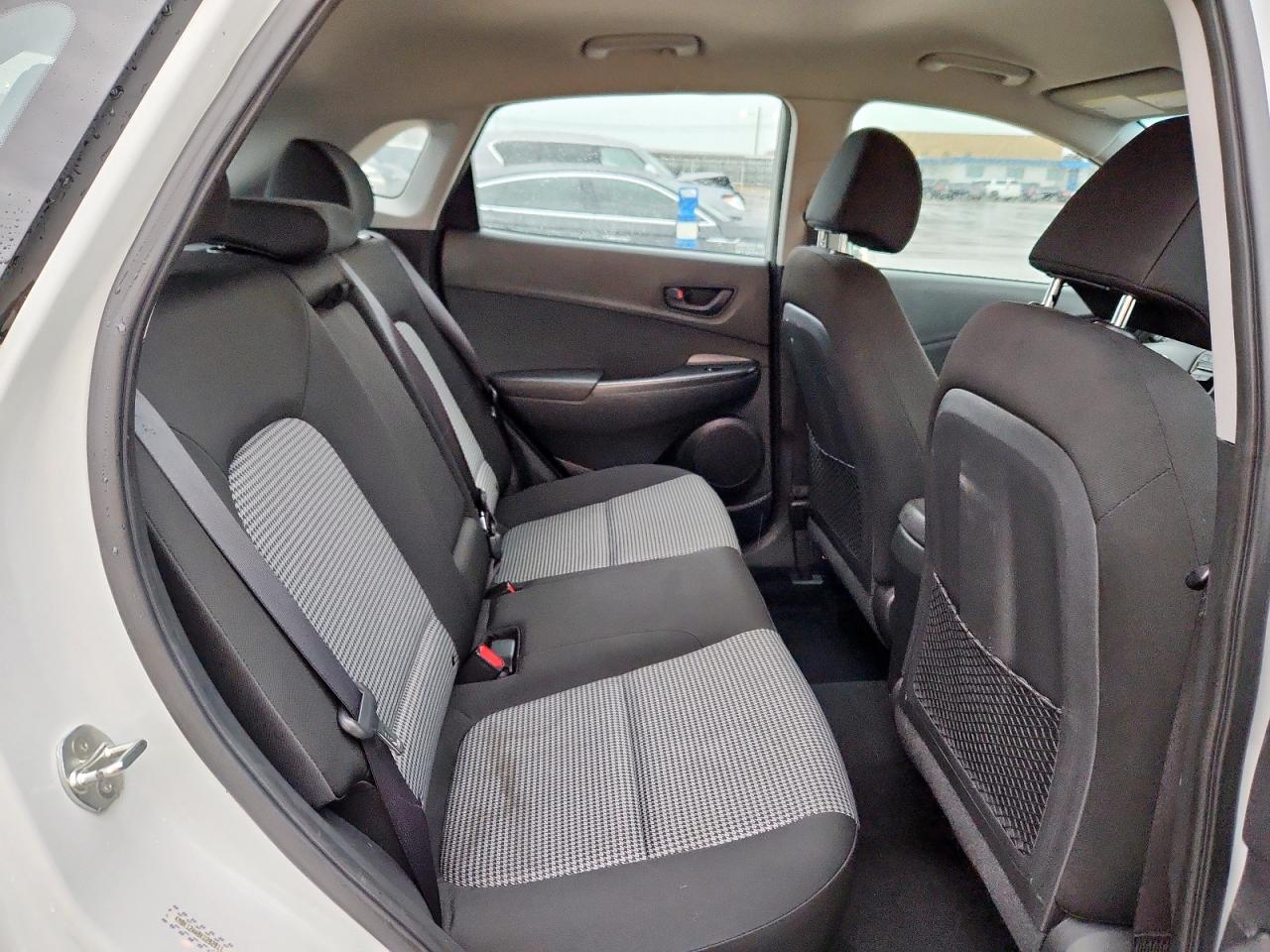 2019 Hyundai Kona Se VIN: KM8K12AA8KU282811 Lot: 82130055