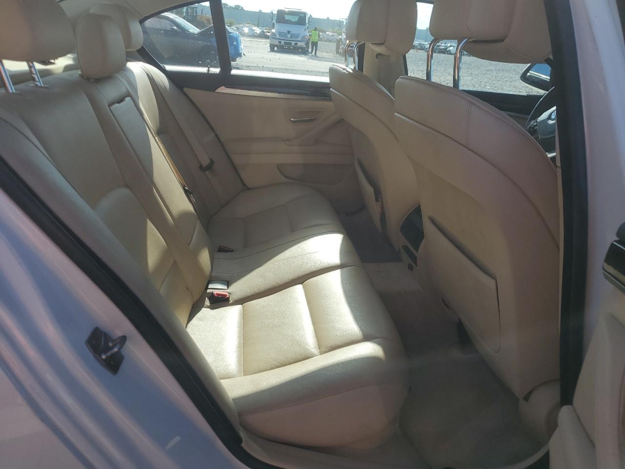 2011 BMW 528 I VIN: WBAFR1C56BC749154 Lot: 83783975
