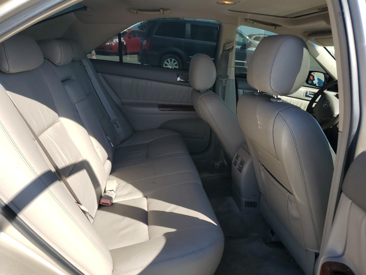 2005 Toyota Camry Le VIN: JTDBF32K750162836 Lot: 81082105