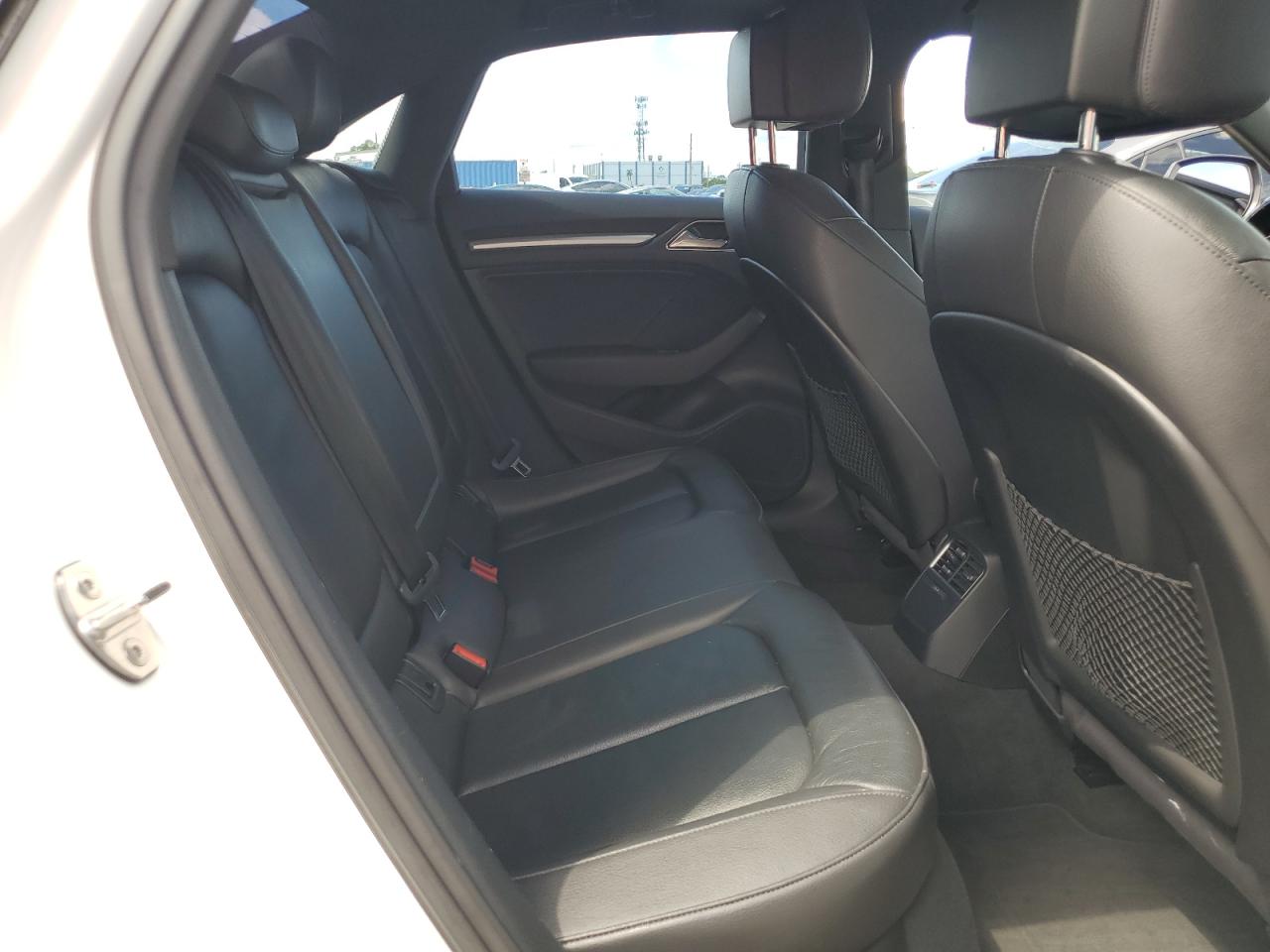 2017 Audi A3 Premium VIN: WAUAUGFF2H1050334 Lot: 81576445