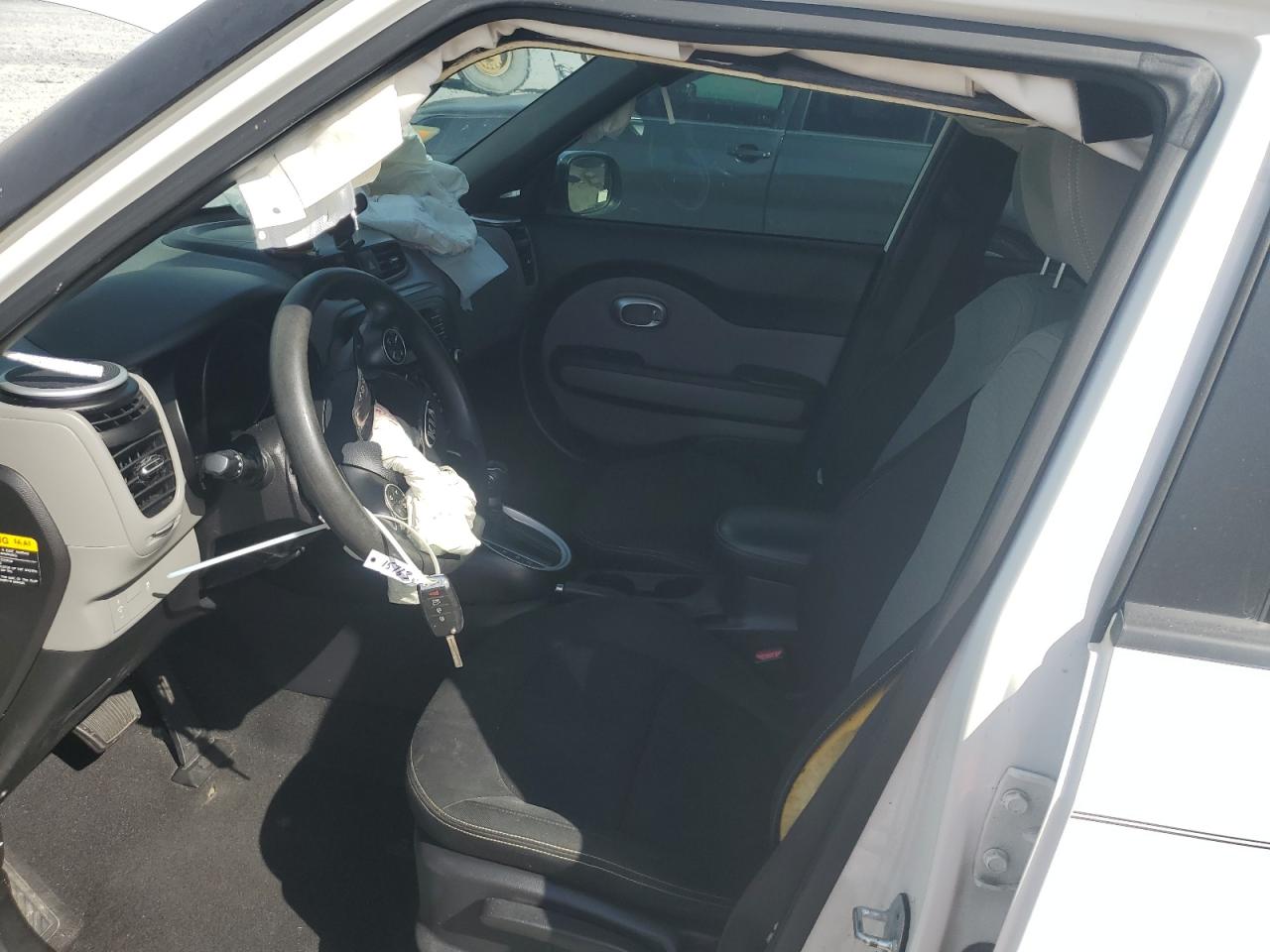 2014 Kia Soul + VIN: KNDJP3A56E7743367 Lot: 81562375