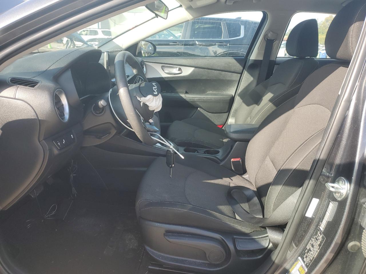 2024 Kia Forte Lx VIN: 3KPF24AD5RE758160 Lot: 84207535