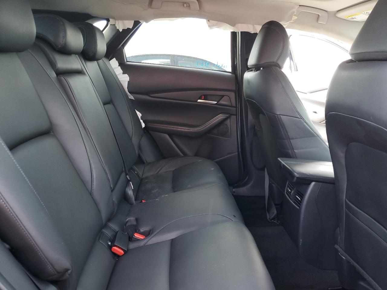 2025 Mazda Cx-30 Preferred VIN: 3MVDMBCMXSM777607 Lot: 81297975