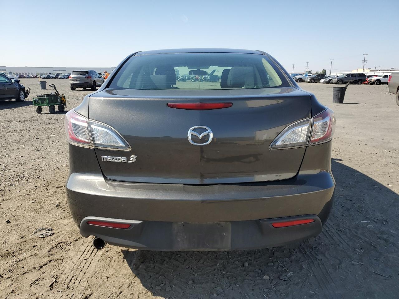 2011 Mazda 3 I VIN: JM1BL1VG0B1498533 Lot: 81433445