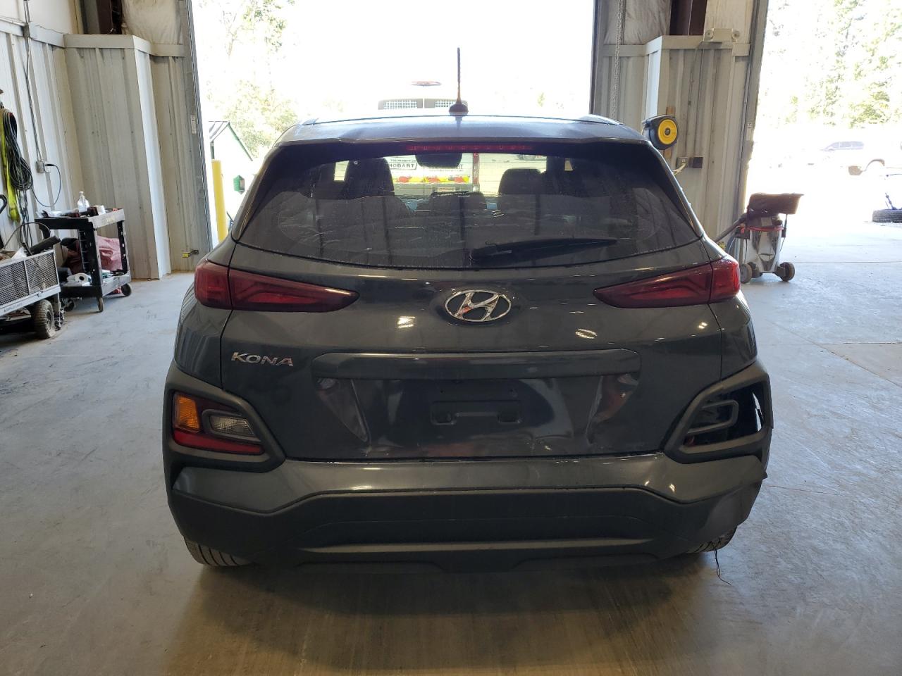 2019 Hyundai Kona Se VIN: KM8K12AA4KU385708 Lot: 83981235