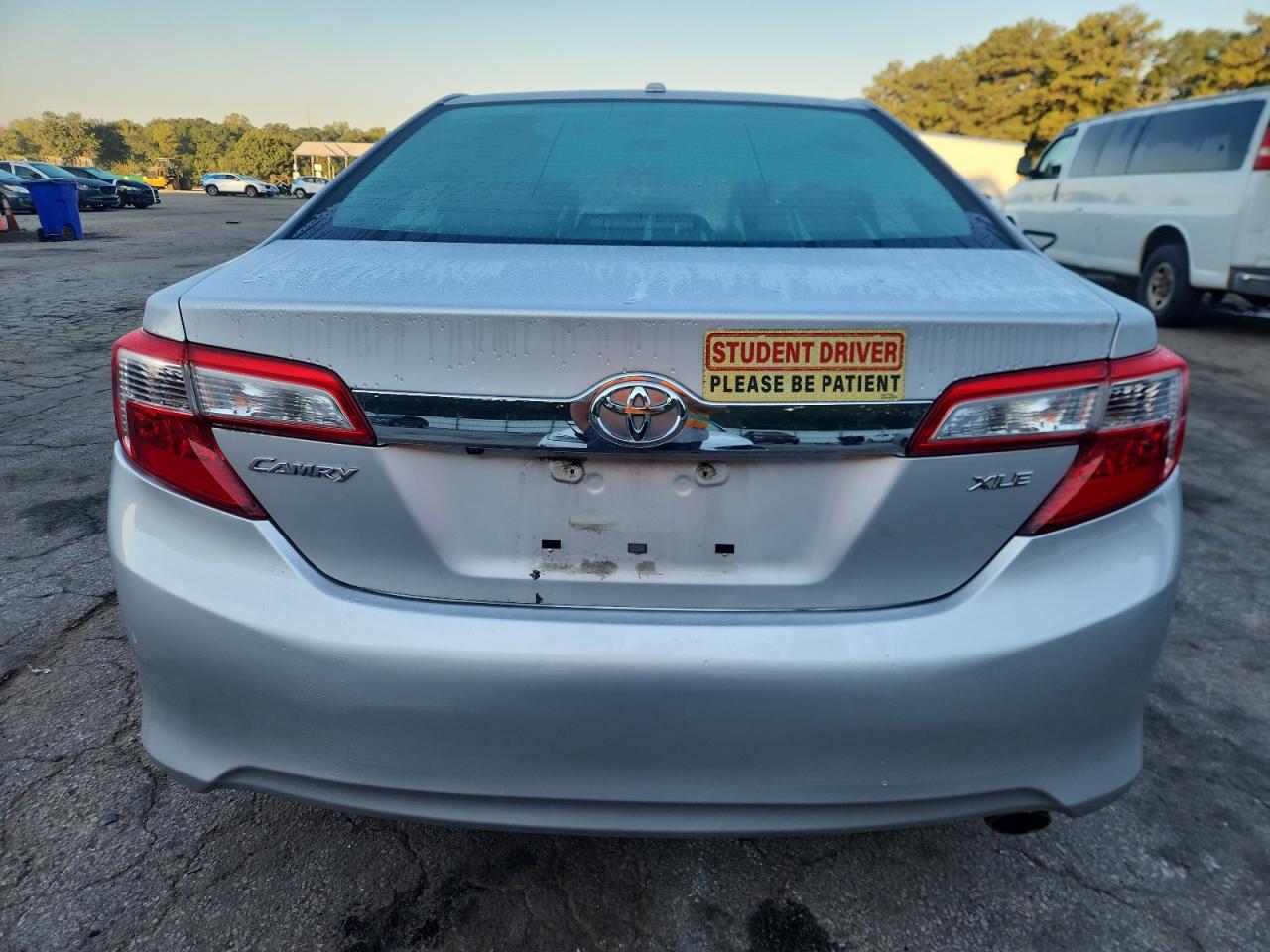 2014 Toyota Camry L VIN: 4T1BF1FKXEU401573 Lot: 84536805