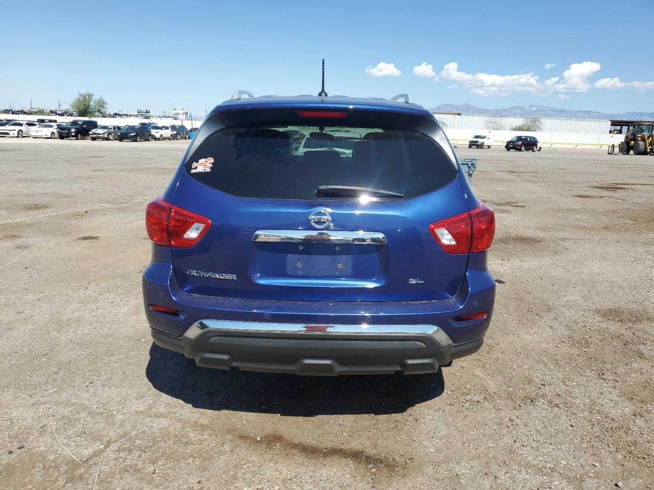 2018 Nissan Pathfinder S VIN: 5N1DR2MN8JC614217 Lot: 83762125