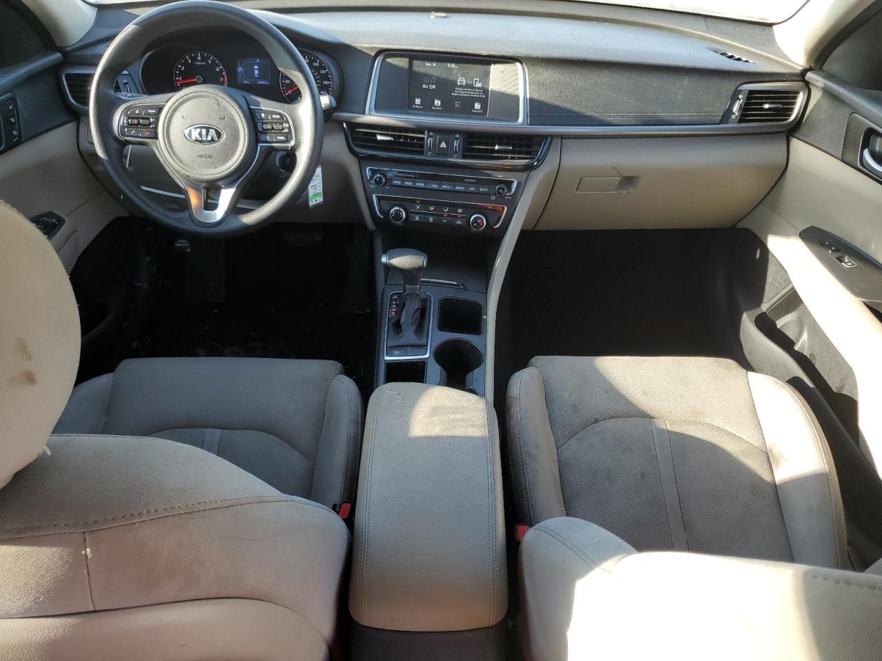 2017 Kia Optima Lx VIN: 5XXGT4L31HG175547 Lot: 84001565