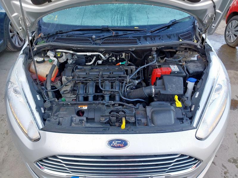 2016 FORD FIESTA