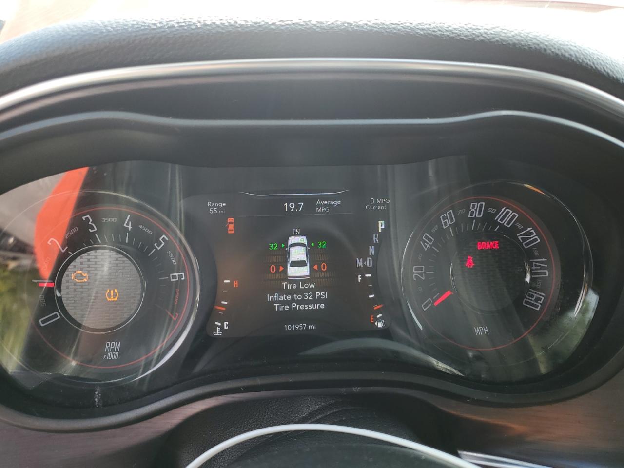 2018 Dodge Challenger Sxt VIN: 2C3CDZAG5JH171877 Lot: 82114825