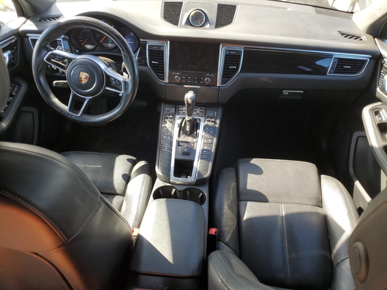 2018 Porsche Macan VIN: WP1AA2A5XJLB07286 Lot: 82153645