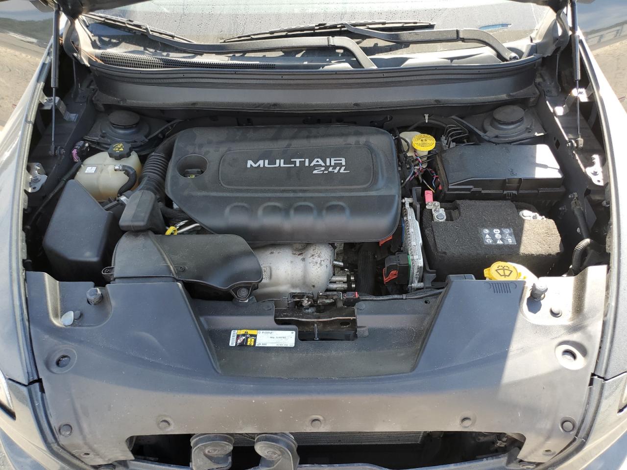 2016 Jeep Cherokee Latitude VIN: 1C4PJMCB5GW310457 Lot: 71512445