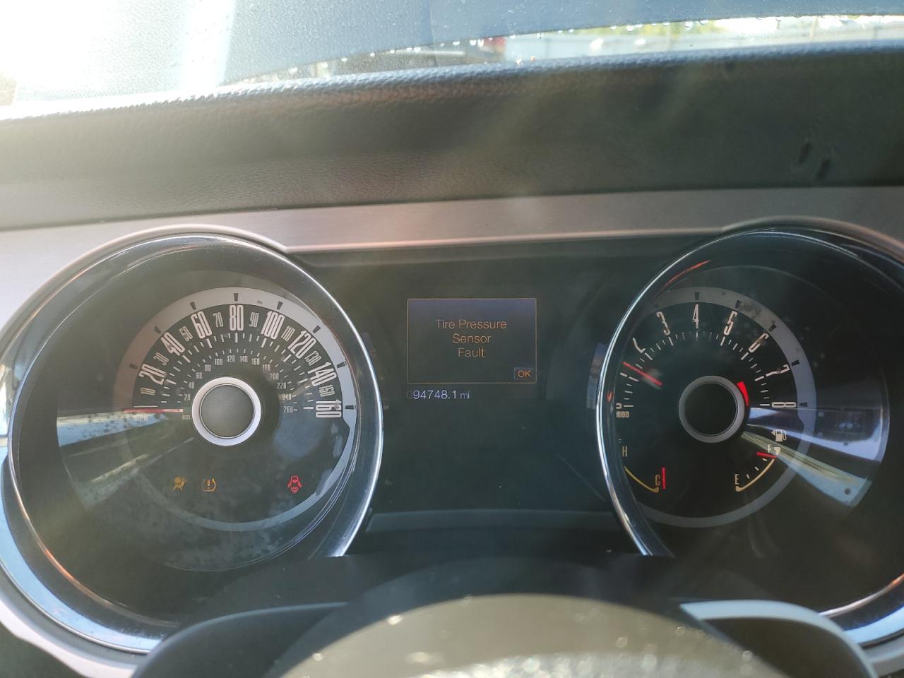 2013 Ford Mustang VIN: 1ZVBP8EM5D5261726 Lot: 84231275