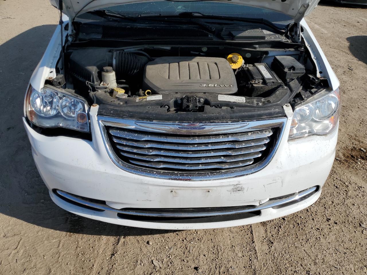 2015 Chrysler Town & Country Touring VIN: 2C4RC1BGXFR753001 Lot: 80664795