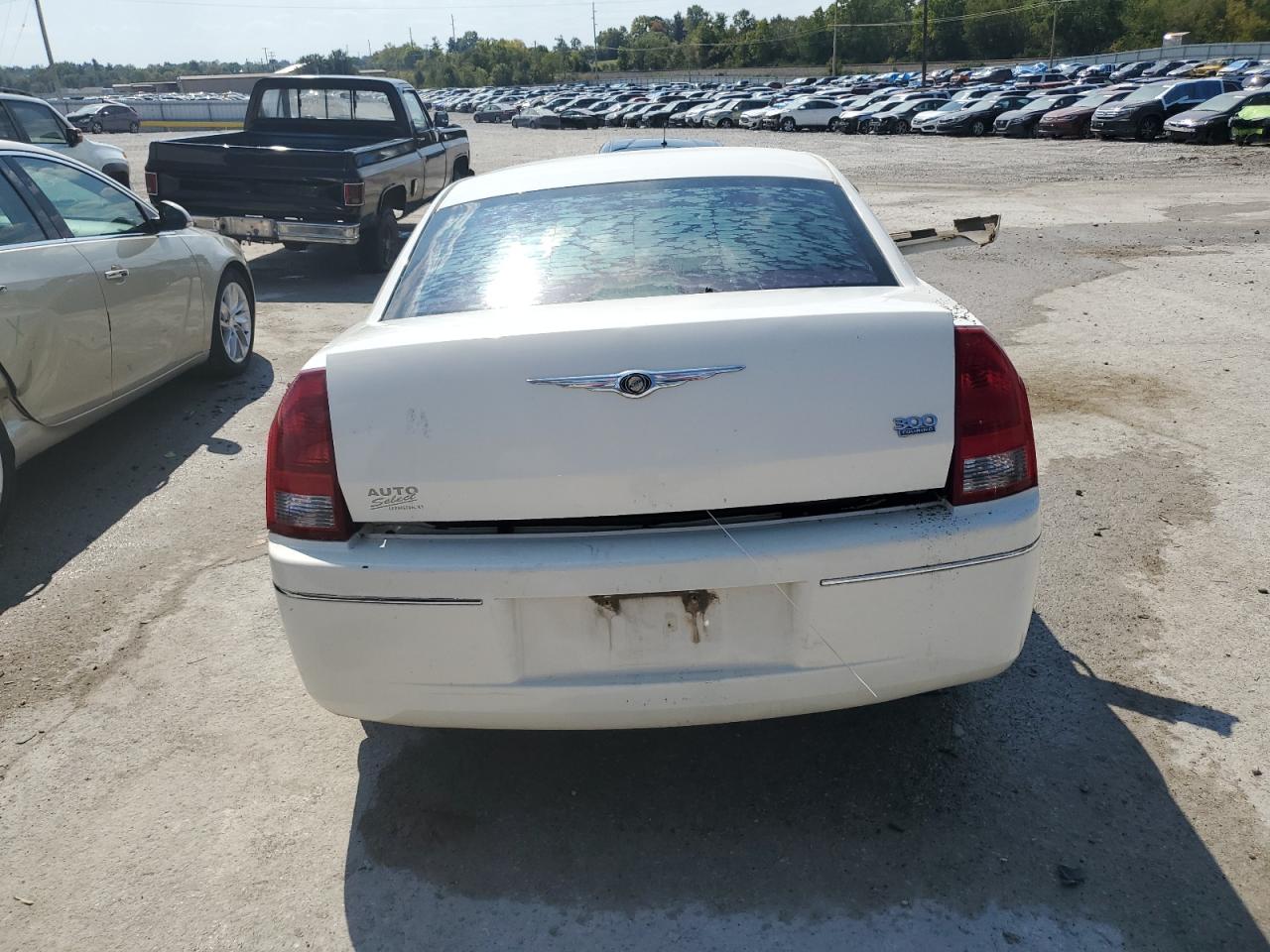 2006 Chrysler 300 Touring VIN: 2C3KA53GX6H466216 Lot: 81569645