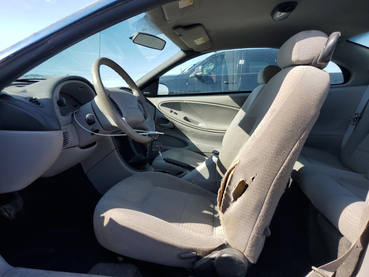 2000 Ford Mustang VIN: 1FAFP4046YF206163 Lot: 81810035