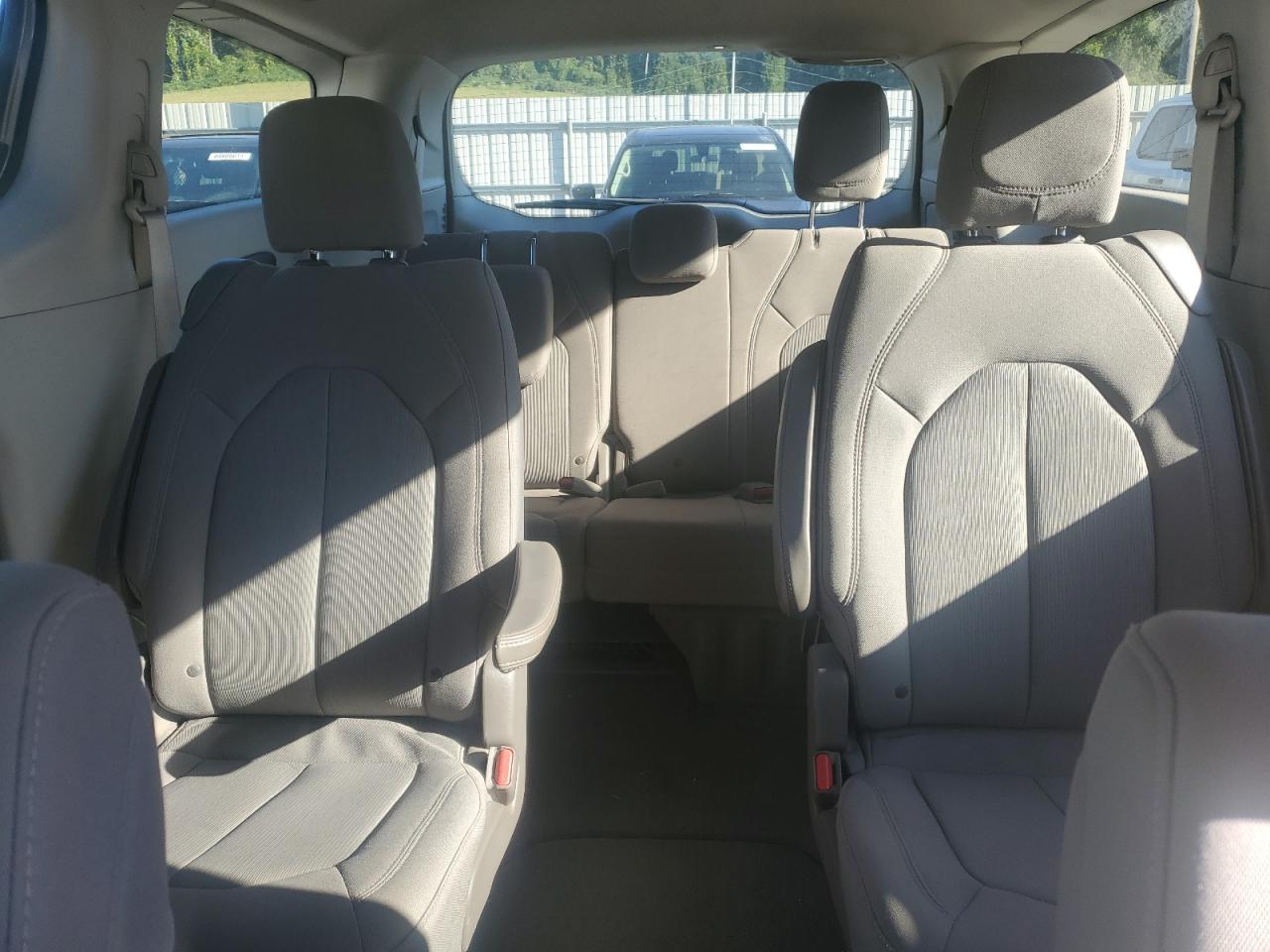 2018 Chrysler Pacifica Lx VIN: 2C4RC1CG6JR295237 Lot: 83856455