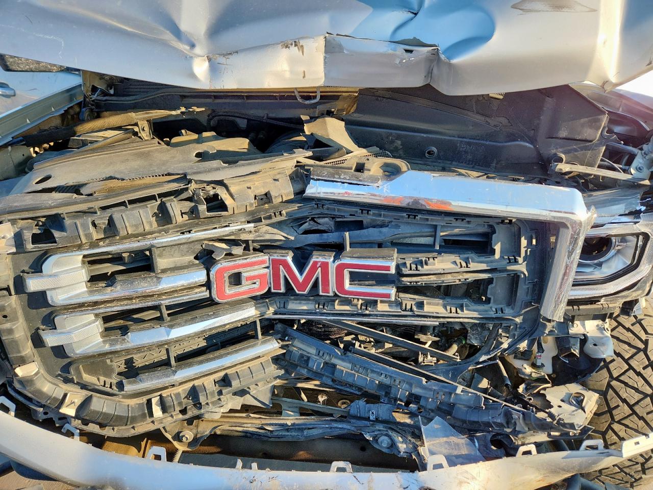 2018 GMC Sierra C1500 Slt VIN: 3GTP1NEC8JG438872 Lot: 81091675