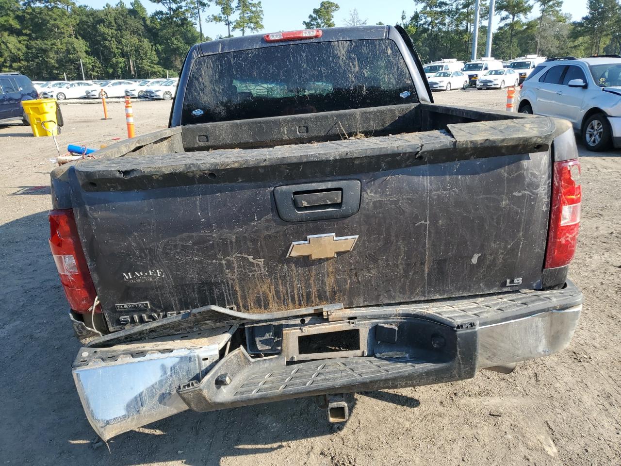 2011 Chevrolet Silverado C1500 Ls VIN: 3GCPCREA4BG101987 Lot: 80147265