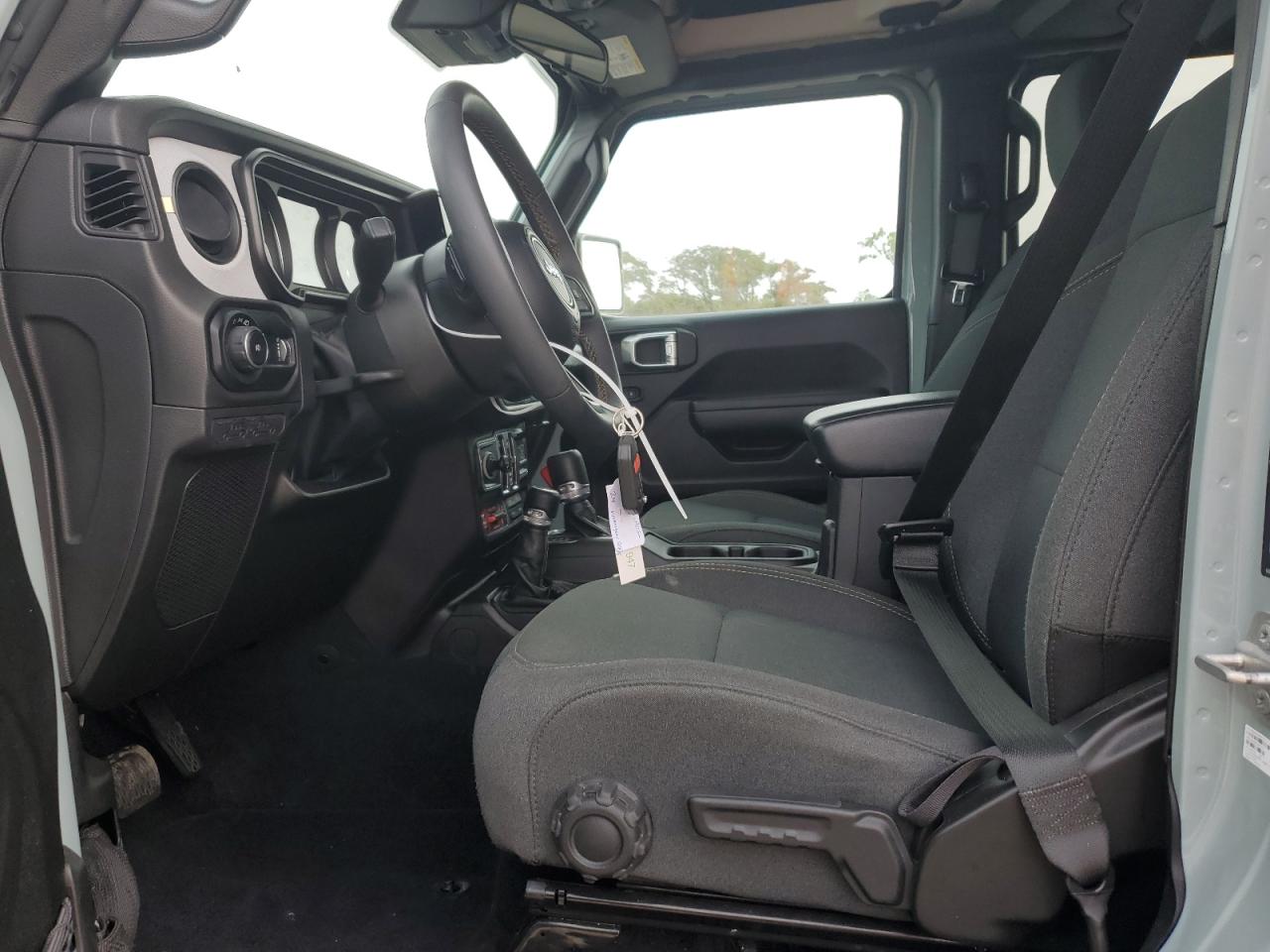 2024 Jeep Wrangler Sport VIN: 1C4PJXDN6RW172747 Lot: 83798885