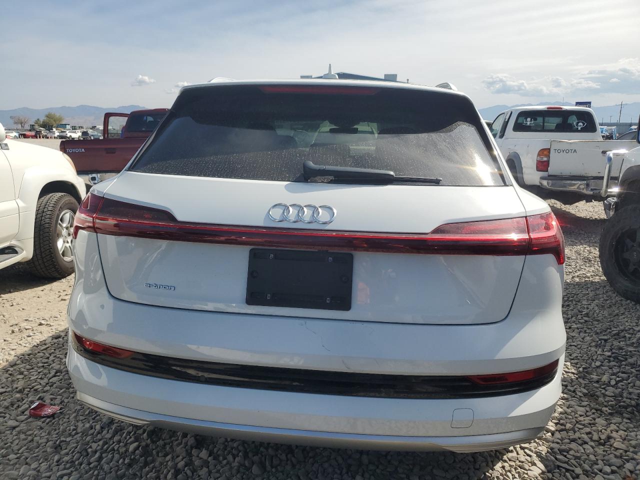 2019 Audi E-Tron Prestige VIN: WA1VAAGE6KB007353 Lot: 80110365
