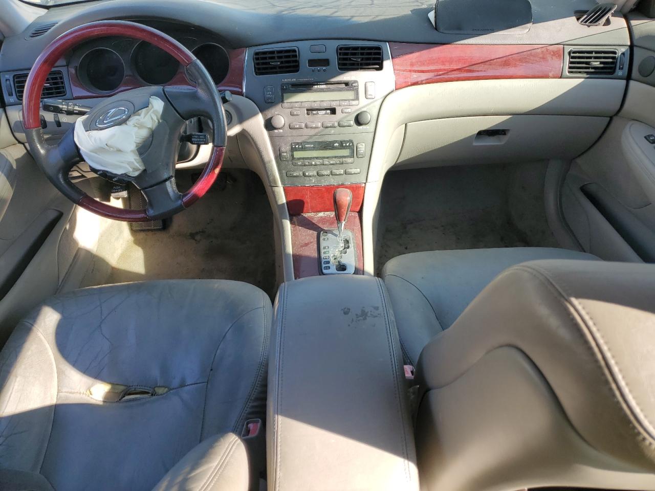 2003 Lexus Es 300 VIN: JTHBF30G736013351 Lot: 81710295