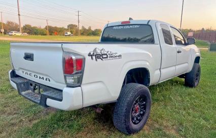  TOYOTA TACOMA 2020 Белы
