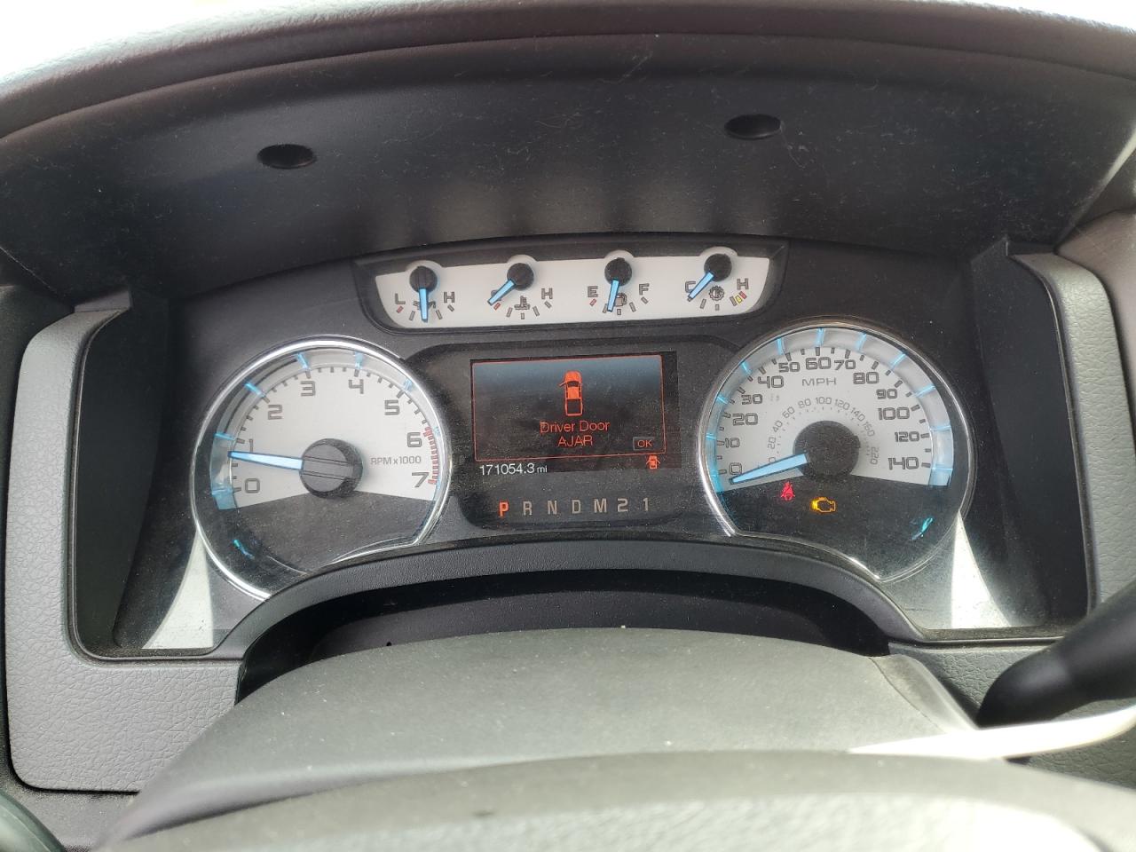 2011 Ford F150 Super Cab VIN: 1FTFX1EF5BFD16468 Lot: 81124245