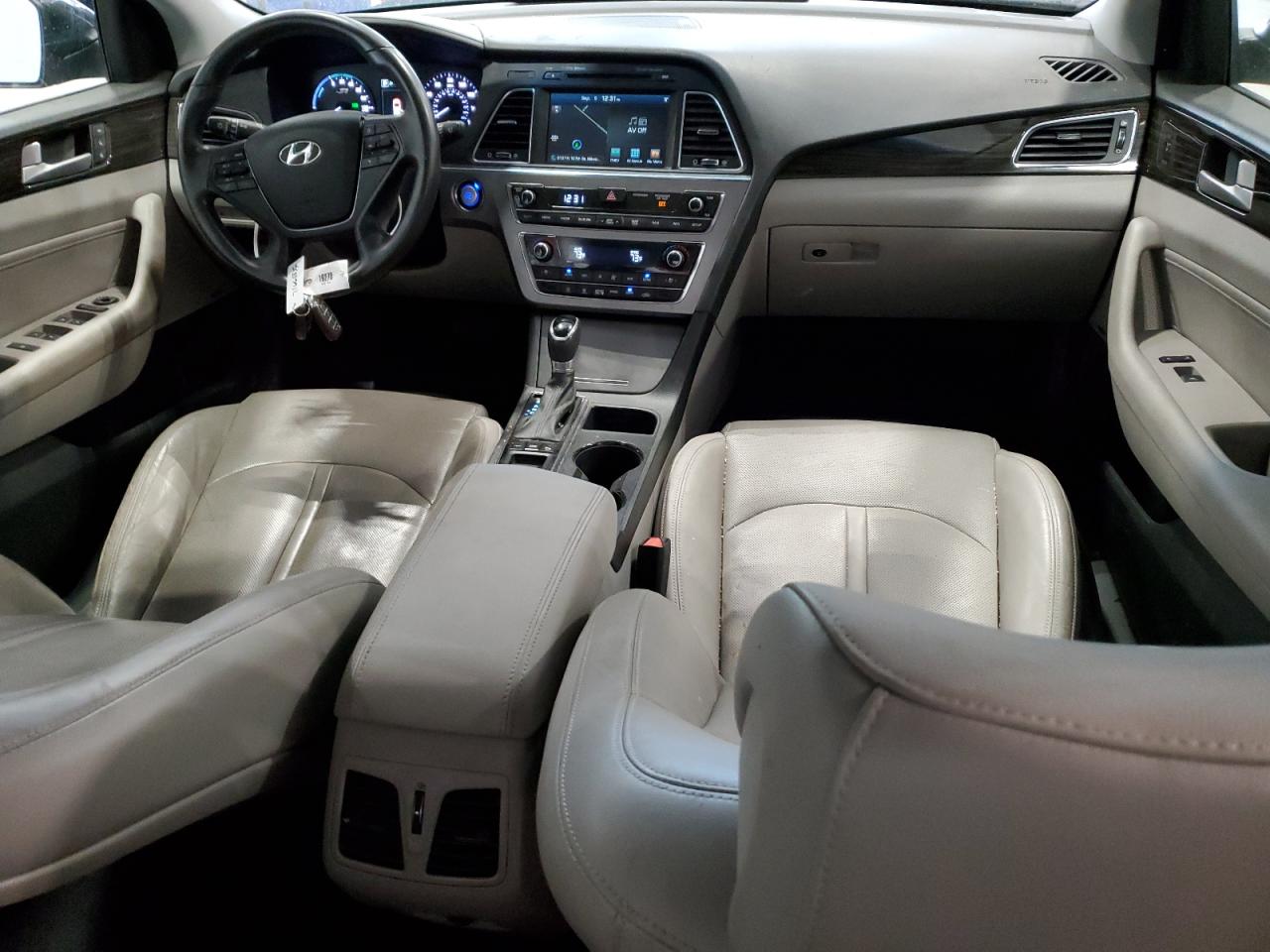 2017 Hyundai Sonata Plug-In Hybrid VIN: KMHE54L26HA045165 Lot: 71665535