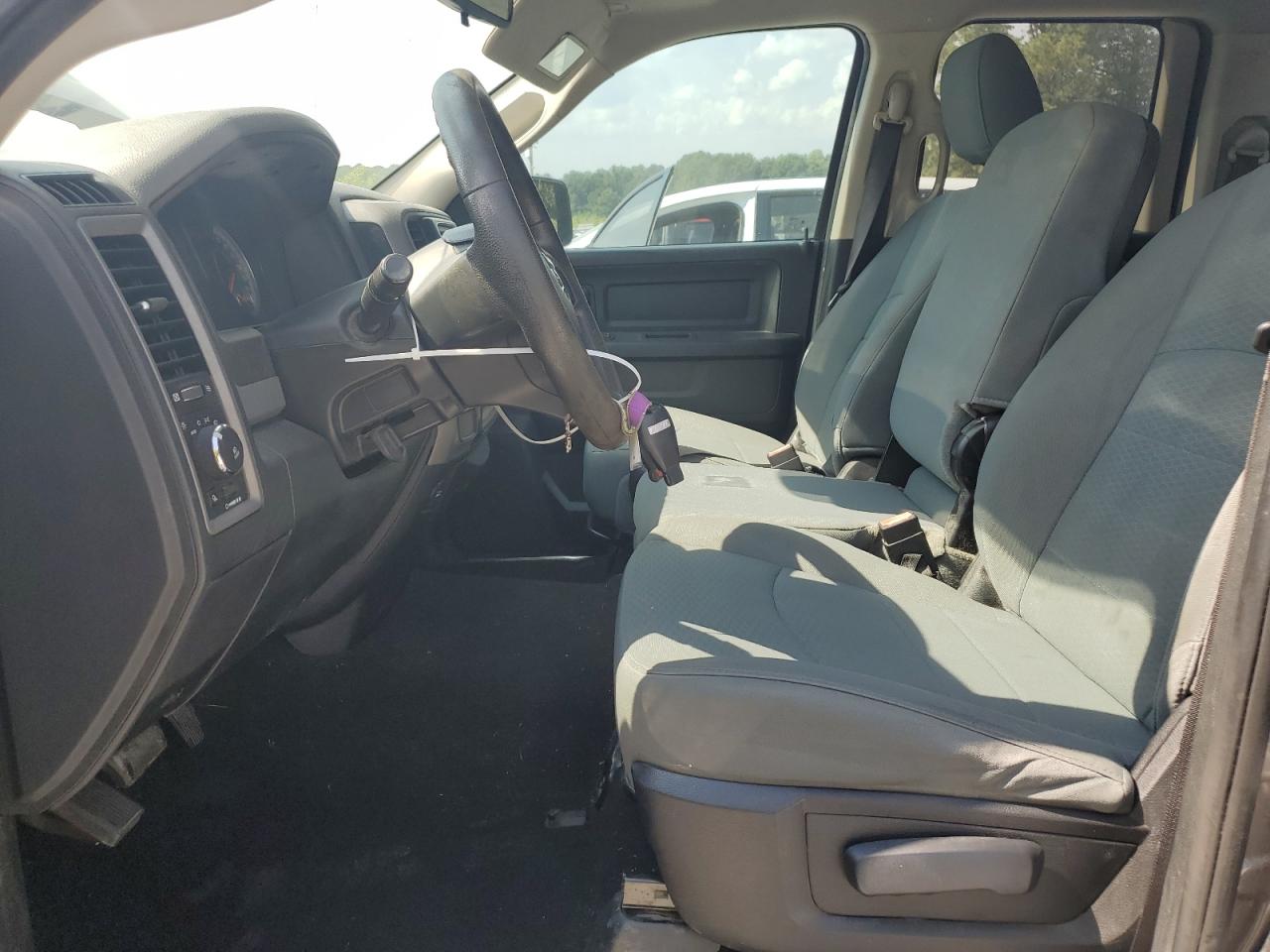 2016 Ram 1500 St VIN: 1C6RR6FG9GS304860 Lot: 70316185