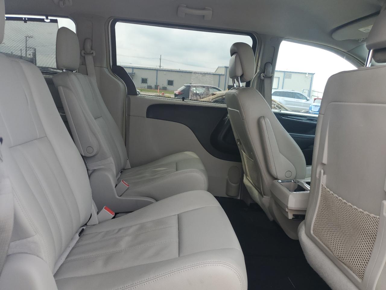 2016 Chrysler Town & Country Touring VIN: 2C4RC1BG3GR133365 Lot: 81726245