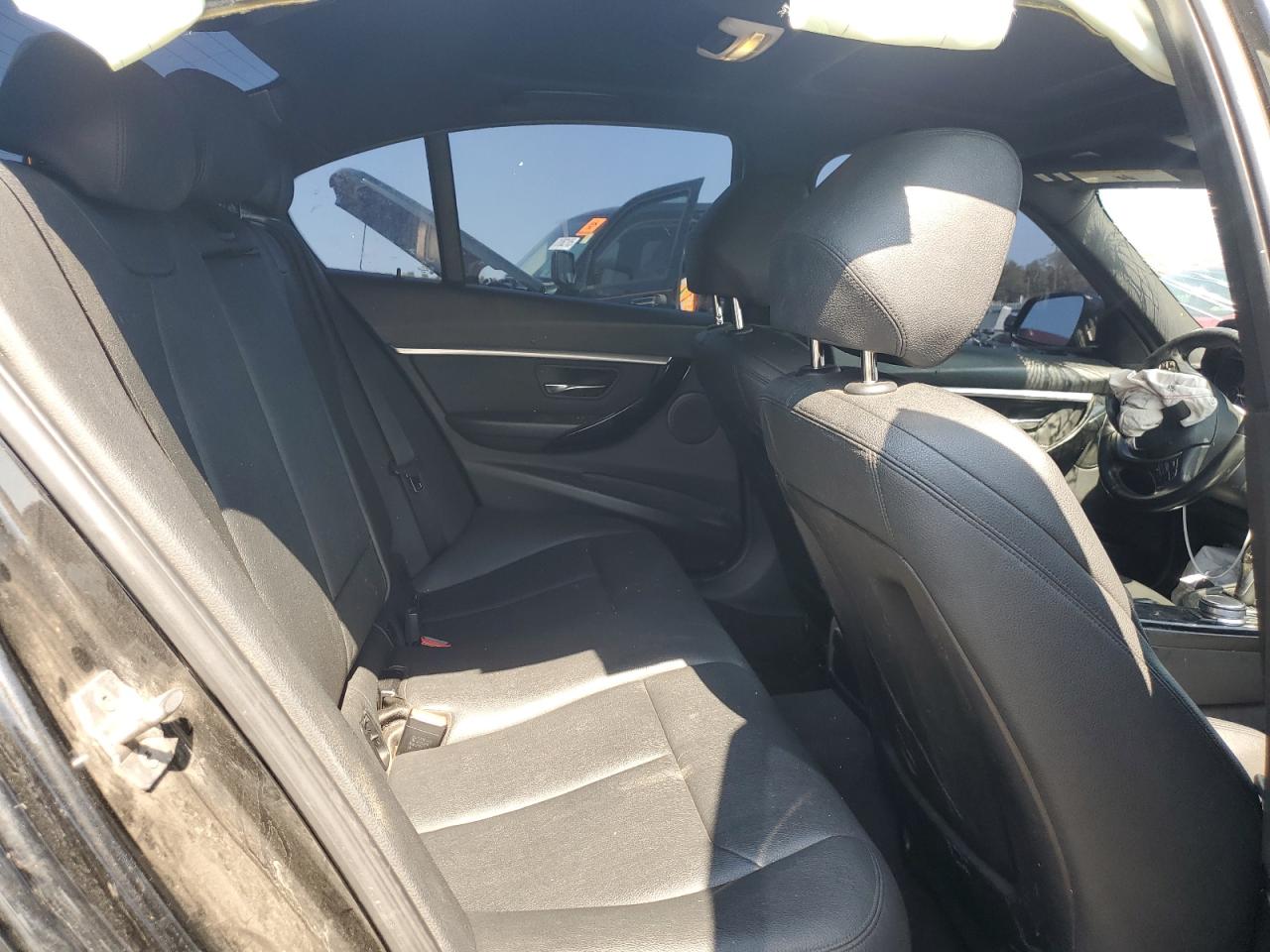 2018 BMW 330 Xi VIN: WBA8D9C55JEB35739 Lot: 81203925