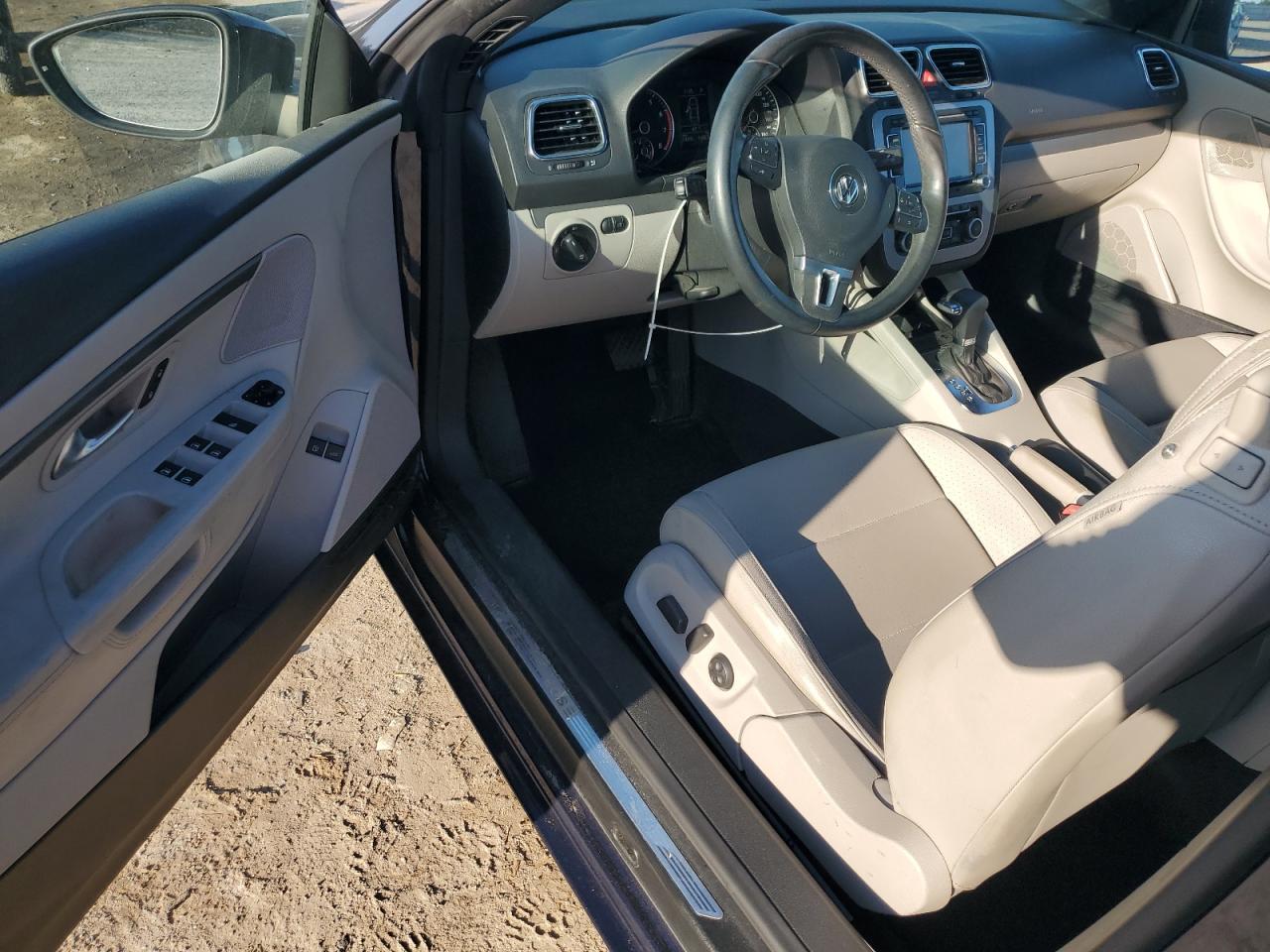 2010 Volkswagen Eos Turbo VIN: WVWBA7AH0AV013757 Lot: 71677715