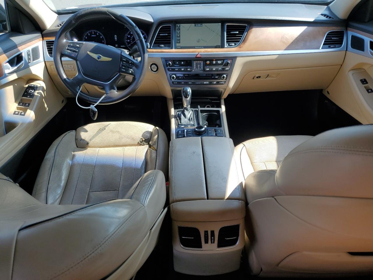 2015 Hyundai Genesis 3.8L VIN: KMHGN4JE4FU059423 Lot: 81182395