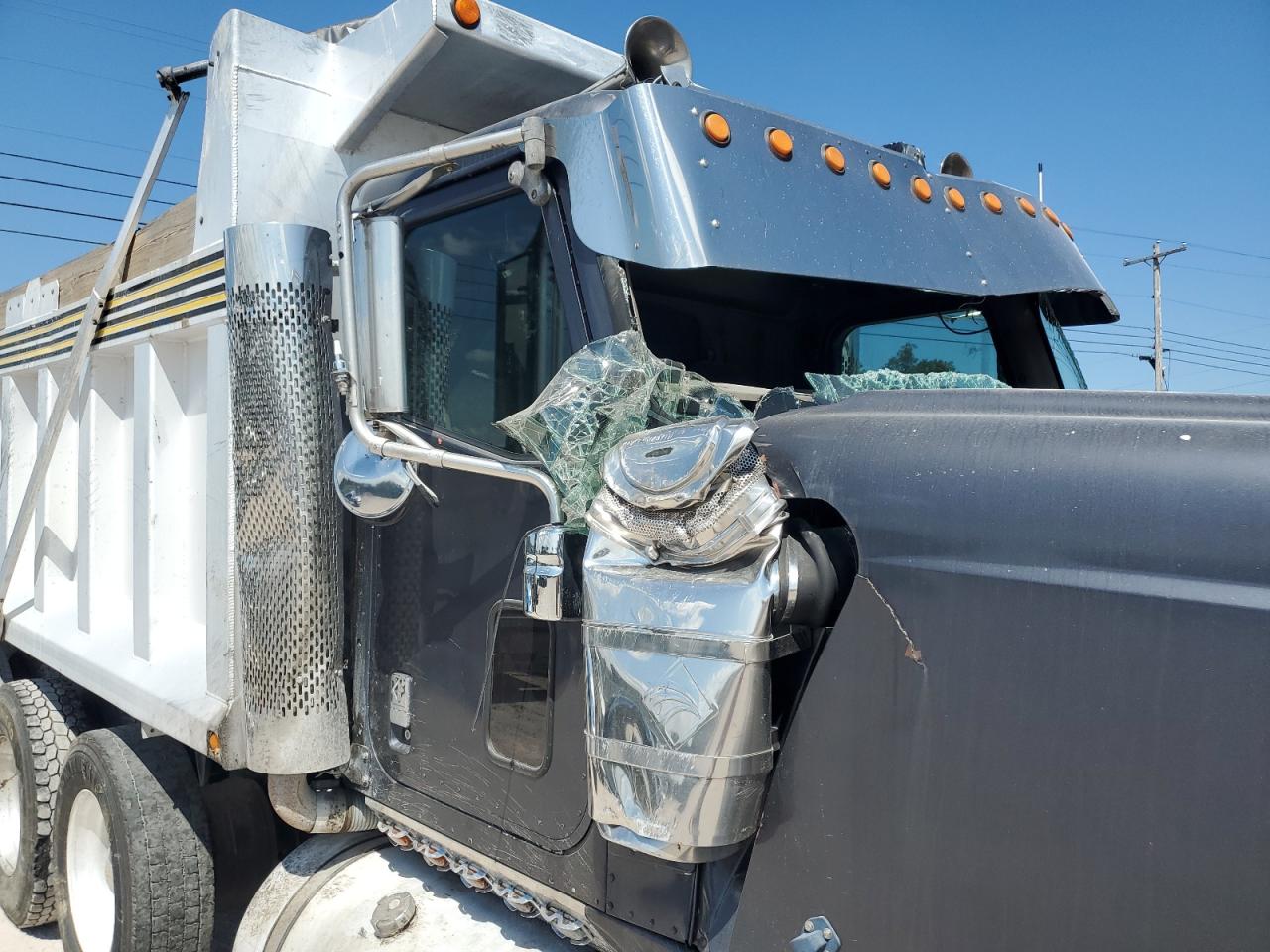 2005 International 9900Ix Dump Truck VIN: 3HSCKAPR45N150040 Lot: 81235455