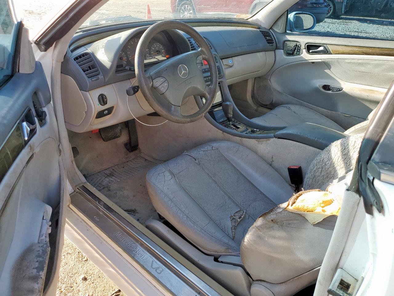 2000 Mercedes-Benz Clk 430 VIN: WDBLJ70GXYF127281 Lot: 82143305