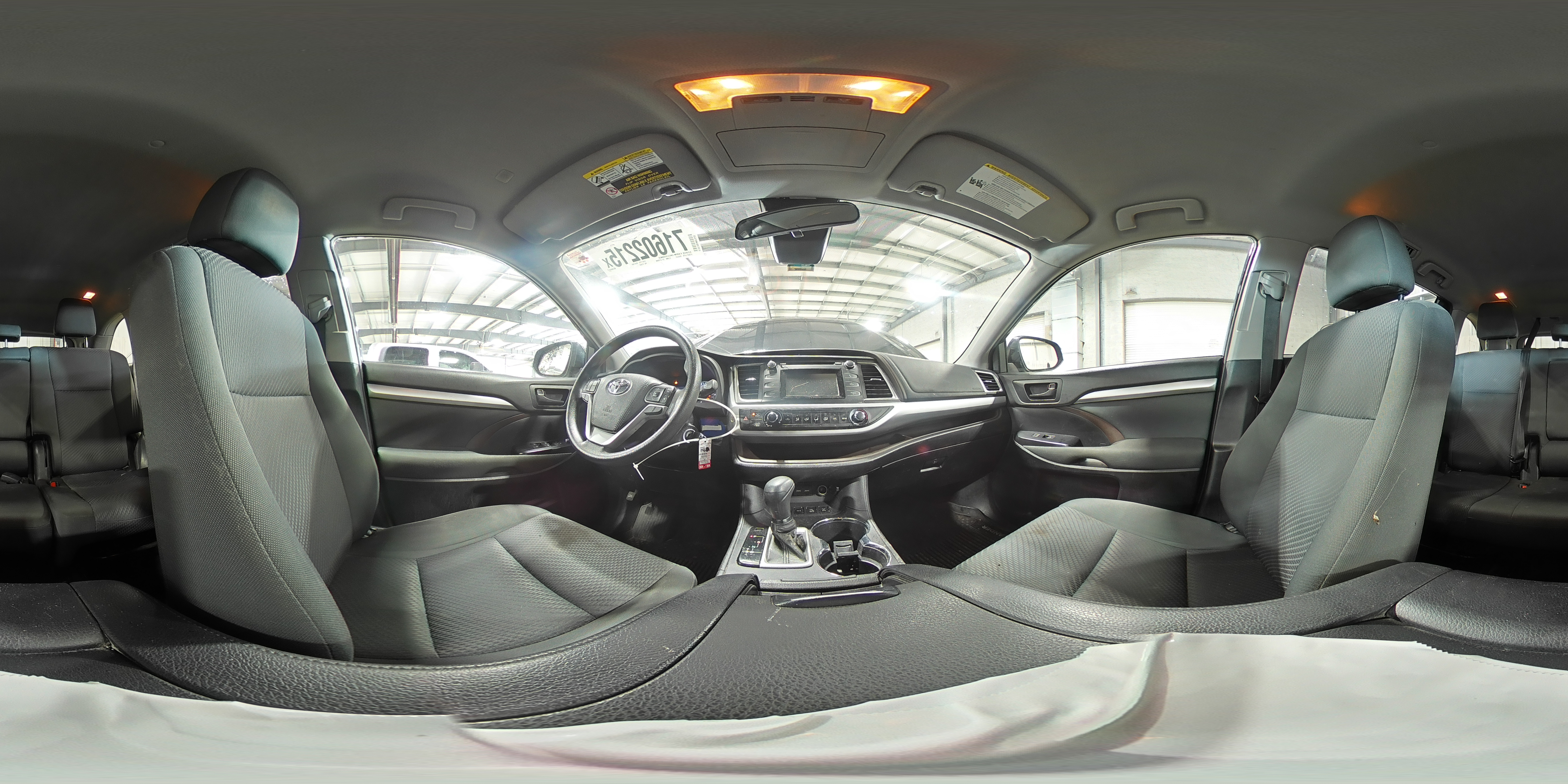 2019 Toyota Highlander Le VIN: 5TDBZRFH1KS975459 Lot: 71602215