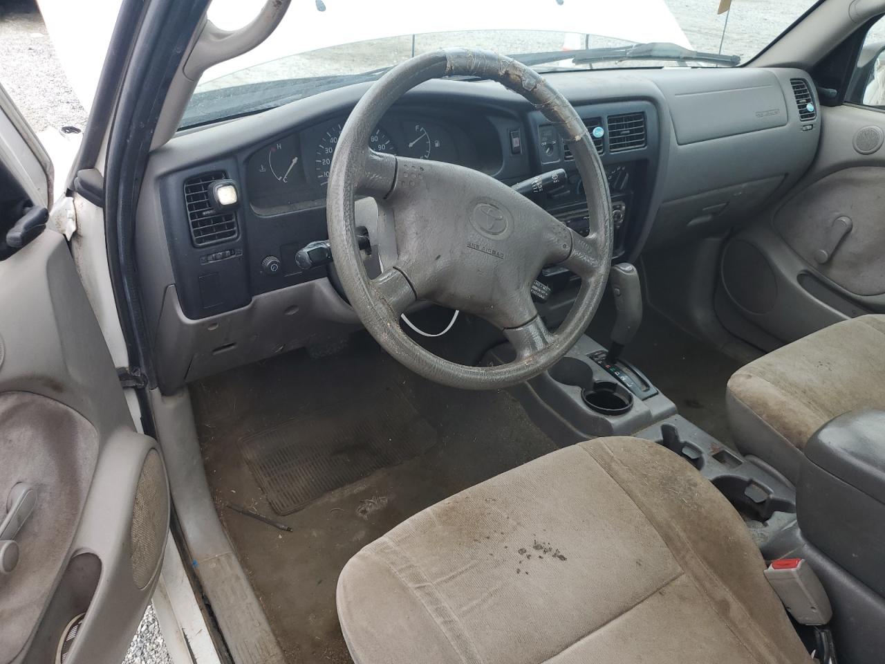 2004 Toyota Tacoma VIN: 5TENL42NX4Z405981 Lot: 84646305